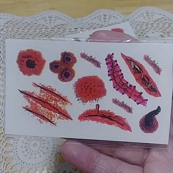 Halloween temporary Tattoos - Picture 3 of 5